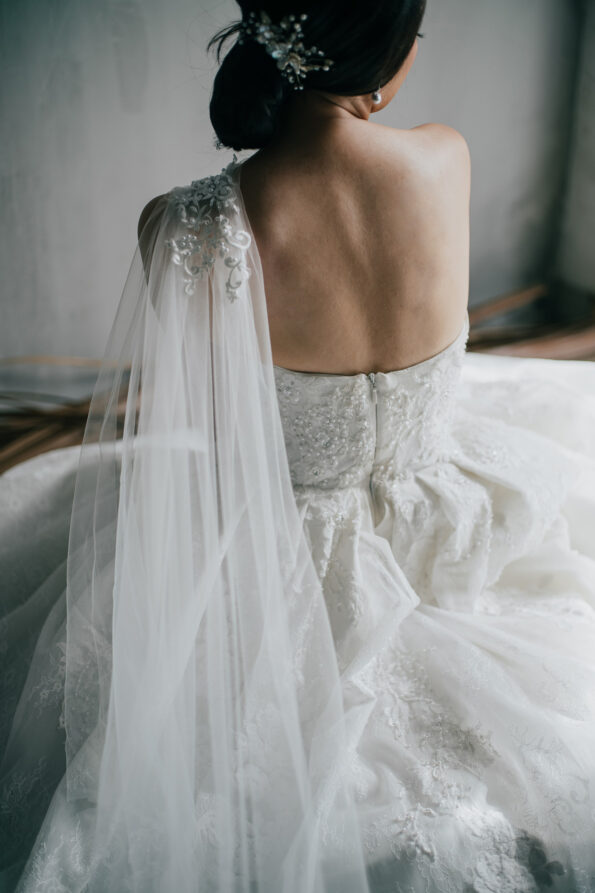 ACC-201900072-Fleur-et-Perle-Haircomb-White-Silver-1