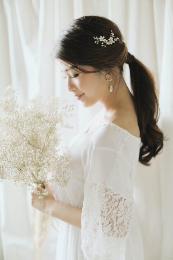 ACC-201900135-Petite-Blanc-Hairpin-Set-White-Silver-3-pcs-1