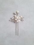 ACC-201900136-Petite-Shine-Hairpin-Set-White-Silver-2-pcs