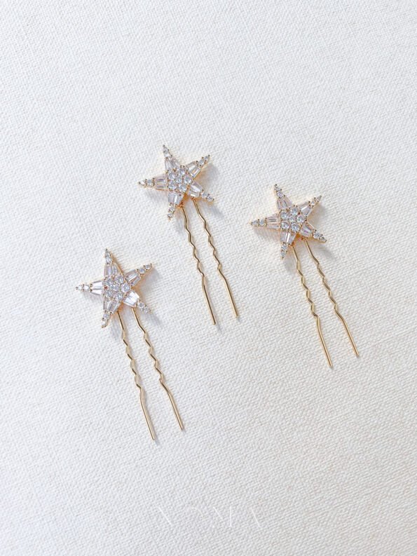 ACC-201900142-Star-Shine-Large-Hairpin-Set-Gold-3-pcs-1