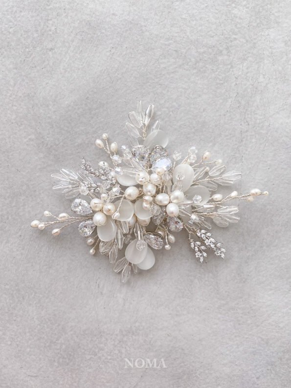 ACC-202000005-Extravagant-Shells-Brooch-White-Silver-1