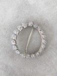 ACC-202000007-Round-Buckle-Arrangement-White-Gold