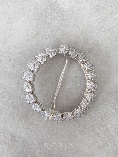 Round Buckle Arrangement - White Gold