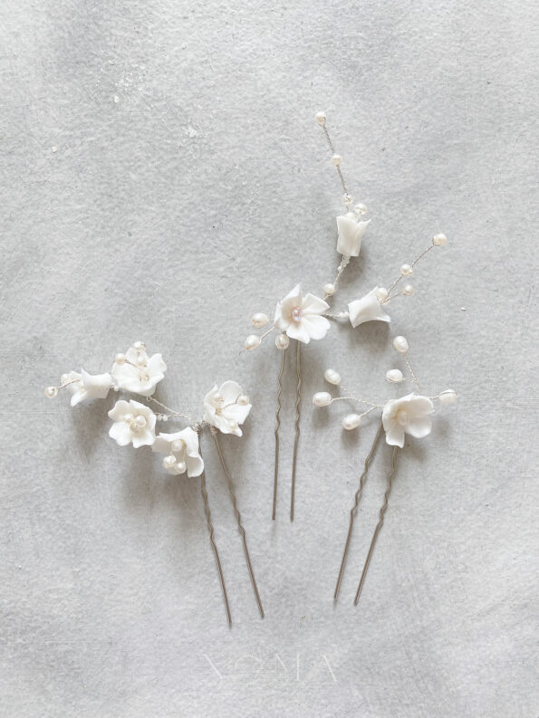 ACC-202000055-Clay-Flower-Blossom-Hairpin-Set-White-Silver-3-pcs