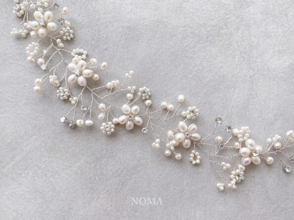 ACC-202000072-Innocent-Pearl-Hairvine-White-Silver-1