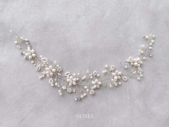 ACC-202000072-Innocent-Pearl-Hairvine-White-Silver