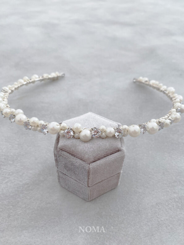 ACC-202000083-Simply-Shine-Pearl-Headband-White-Silver