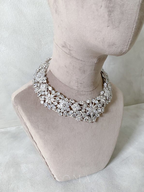 ACC-202000089-Meteor-Shower-CrownNecklace-White-Gold-2