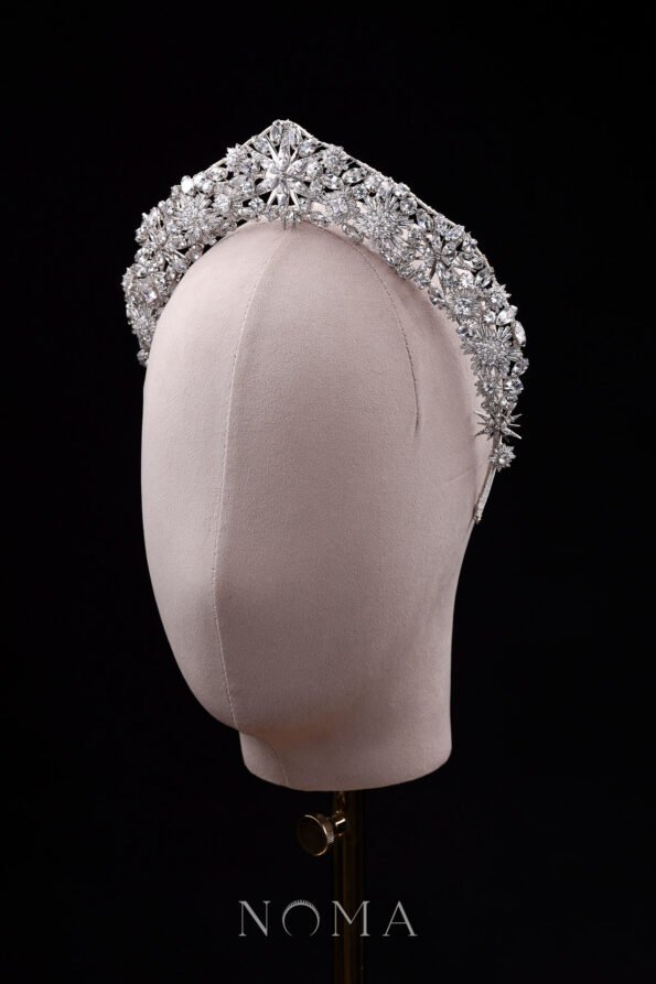 ACC-202000089-Meteor-Shower-CrownNecklace-White-Gold-4