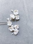 ACC-202100070-Clay-Flower-Blossom-with-Pistil-Hairpin-Set-White-Silver-5-pcs