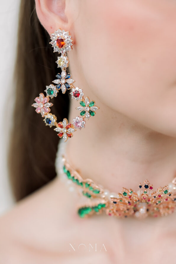 ACC-202200021-Four-Sided-Treasure-Spring-Earrings-Gold-Rainbow-1