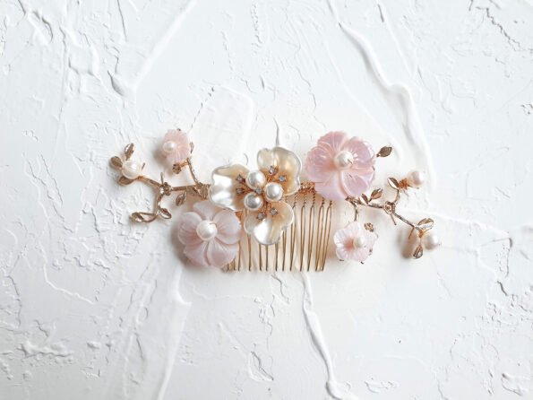 CHN-201900083-Pink-Blossom-Haircomb-Gold