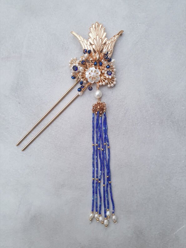 CHN-201900139-Flying-Phoenix-Garden-Hairpin-Gold-Sapphire-Left