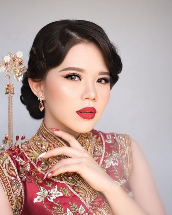 CHN-201900153-Pagoda-Ruby-Hairpin-Gold-Ruby-Right-3