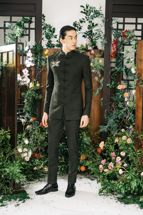 CHN-202000005-Emerald-and-Jade-Butterfly-Brooch-Gold-3