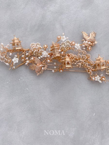 Crane Pagoda in Spring Set - Gold, White (3 pcs)