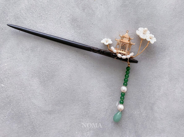 CHN-202000092-Pavilion-Garden-Wooden-Hairpin-Gold-Left