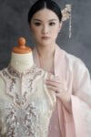 CHN-202100076-Flying-Phoenix-Pagoda-Hairpin-Gold-Pink-Left