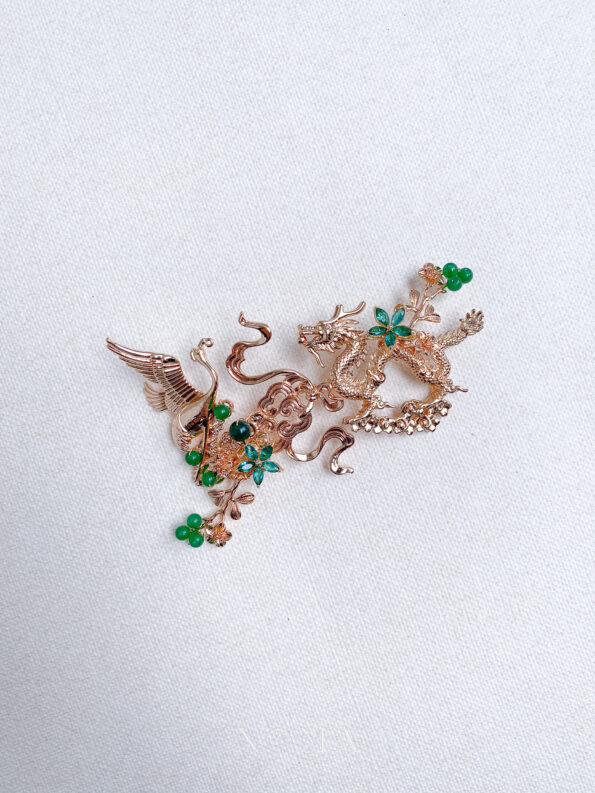 CHN-202200055-Dragon-and-Crane-Heaven-Hairvine-Gold-Emerald-Left-2