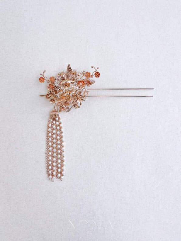 CHN-202200081 – Flying Crane Pearl Blossom Hairpin – Gold – White – Right – C1