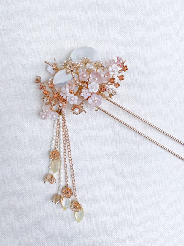 CHN-202200118-Moon-Shell-Orient-Hairpin-Gold-Pink