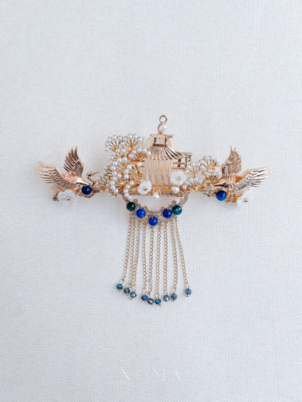 CHN-202200122-Crane-Flowers-Haircomb-Gold-Blue-1