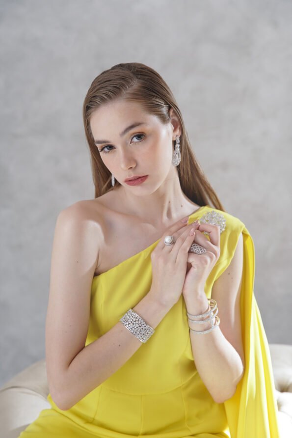DJW-201900009-Luxe-Bangle-Rhodium-White-Gold-2