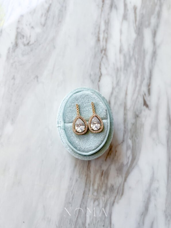 DJW-201900126-DIY-Pear-Bottom-Earrings-18k-Yellow-Gold-1