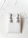 Triple Dot Pear Earrings - Rhodium White Gold (Needle)