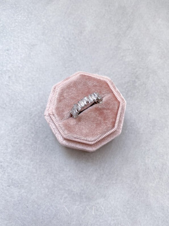 DJW-201900462-Infinity-Ring-Rhodium-White-Gold-8-1