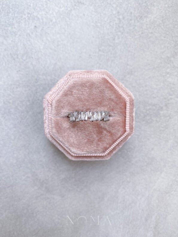 DJW-201900462-Infinity-Ring-Rhodium-White-Gold-8