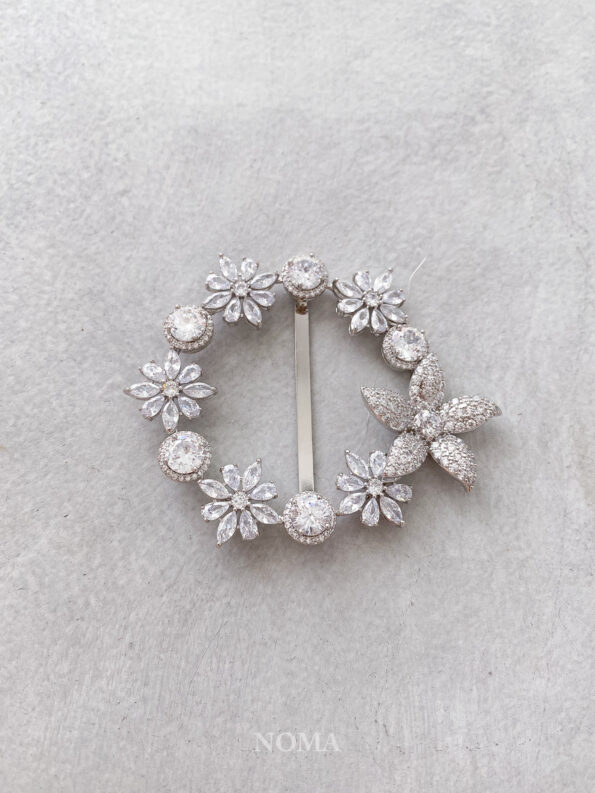 DJW-202000017-Gardenia-Buckle-Rhodium-White-Gold-1