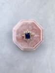 DJW-202000156-Vintage-Hourglass-Ring-18k-Yellow-Gold-Sapphire-Adjustable
