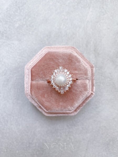 Vintage Pearl Ring - 18k Rose Gold, White Pearl