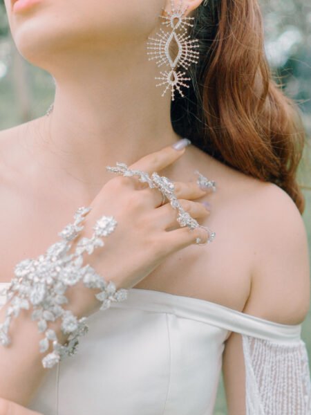 Middle Eastern Dream Earrings - Rhodium White Gold