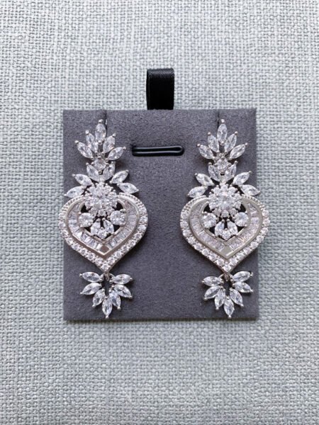 Royal Heart Earrings - Rhodium White Gold