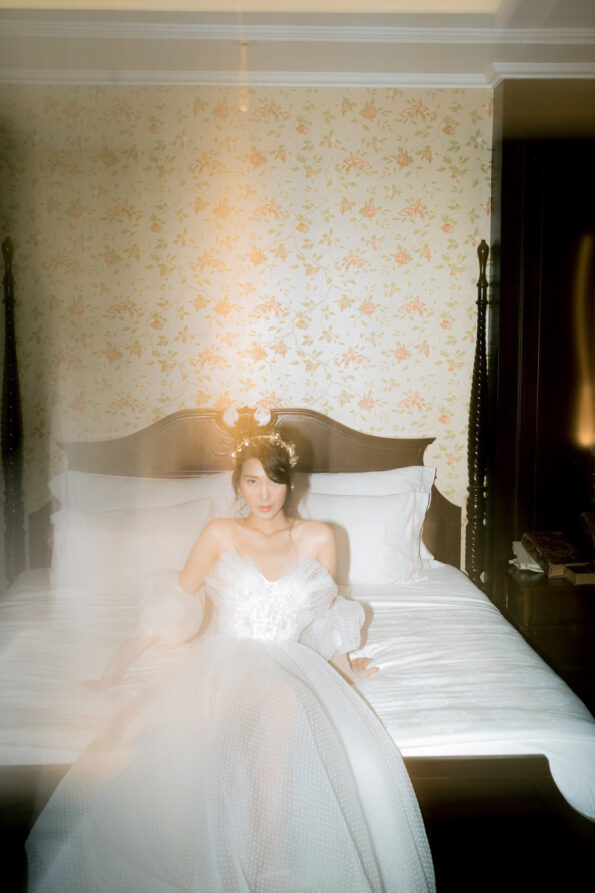 FLR-202000053-LR-Transparent-Flower-Headband-Gold-Transparent-5