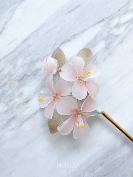 HS Blushing Hairpin - Gold, Pink