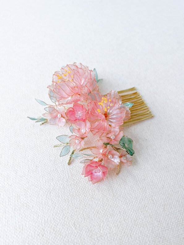 FLR-202200022-Scenery-Blushing-Blooms-Haircomb-18k-Yellow-Gold-Pink-4
