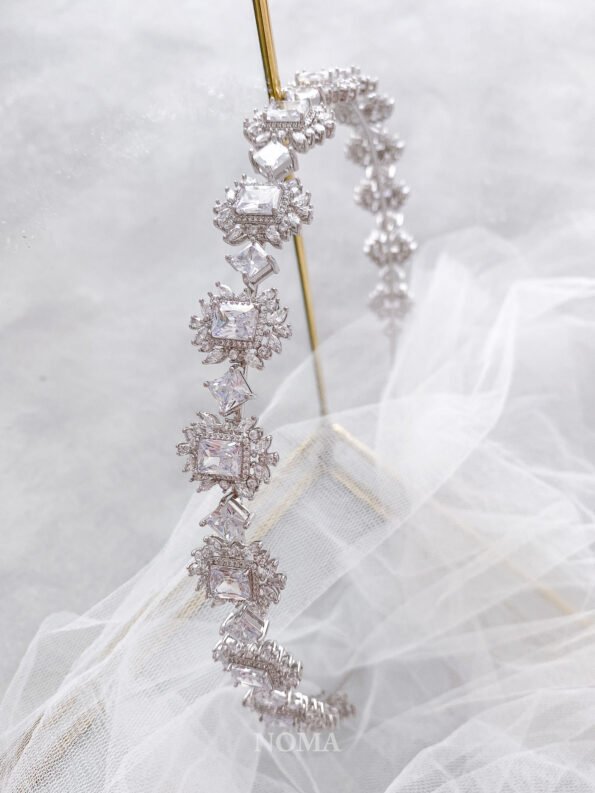 HBC-202000019-Royal-Princess-Height-Headband-Rhodium-White-Gold
