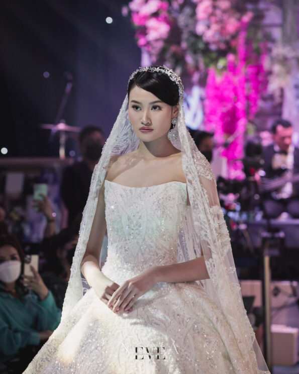 HBC-202200019-Paved-Flower-Leaves-Headband-Rhodium-White-Gold-4