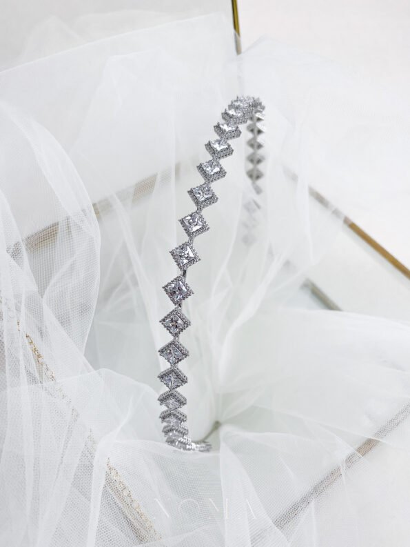 HBC-202200025-Princess-Halo-Row-Headband-Rhodium-White-Gold