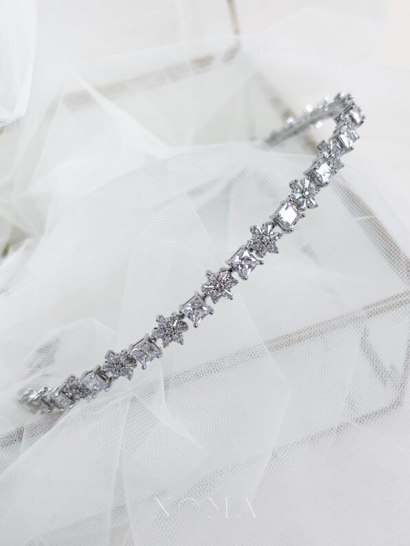 HBC-202200030-Tiny-Snowflakes-Princess-Headband-Rhodium-White-Gold