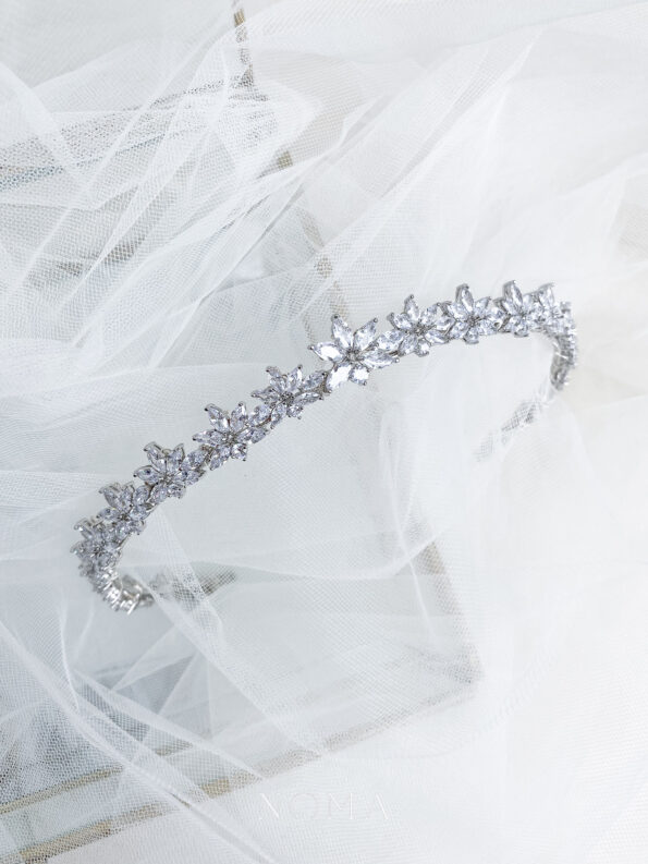 HMC-202200005-Marquise-Shine-Crown-Rhodium-White-Gold-1