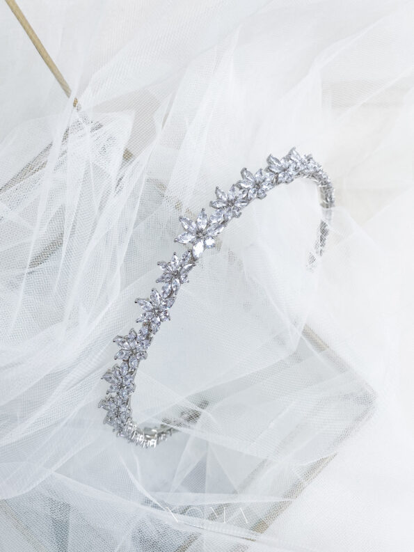 HMC-202200005-Marquise-Shine-Crown-Rhodium-White-Gold