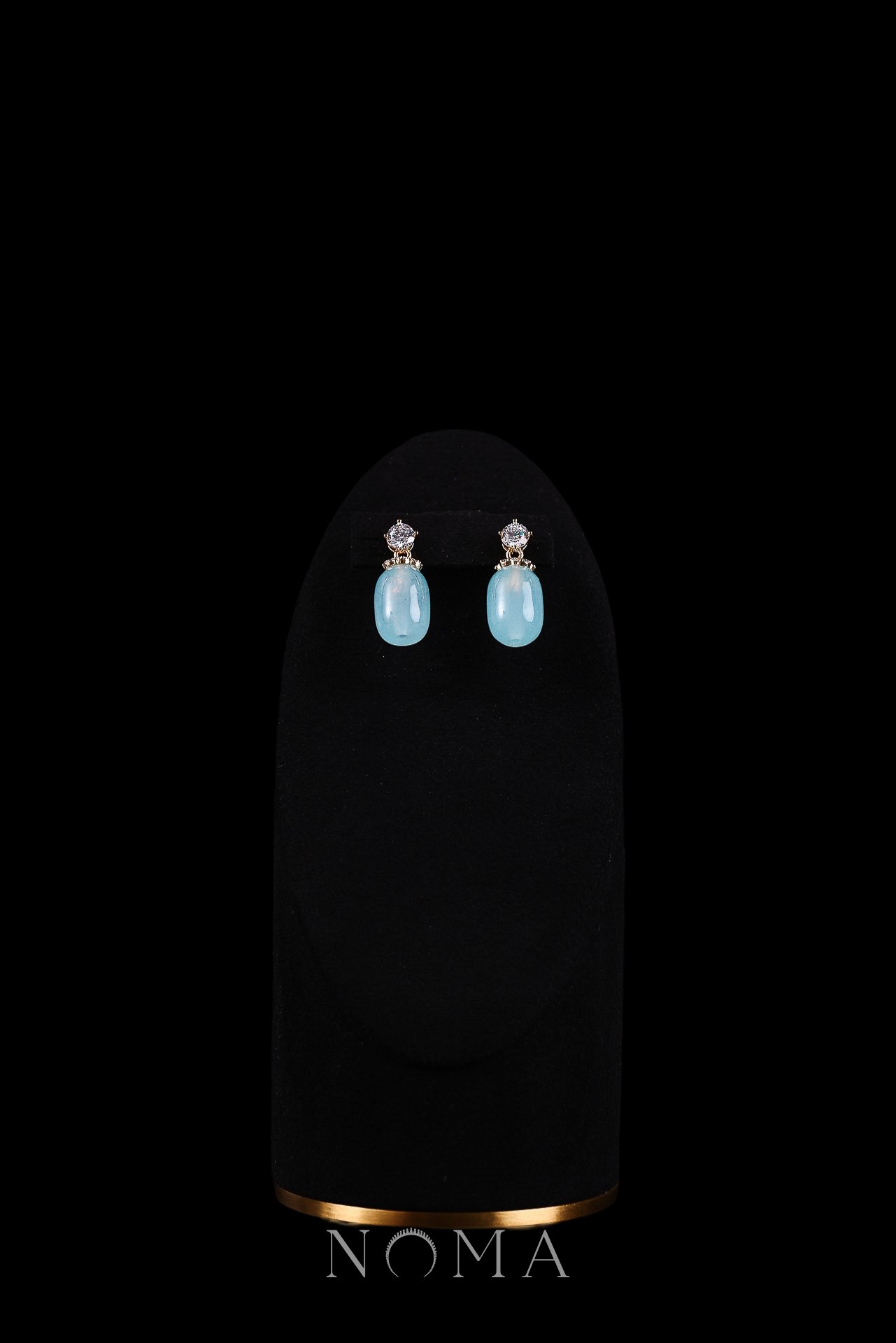 Tubular Jade Medium 10x14 mm with Round Solitaire Earrings - 18k Yellow Gold, Blue Jade