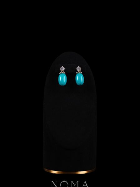 Tubular Jade Medium 10x14 mm with Round Solitaire Earrings - 18k Yellow Gold, Turquoise