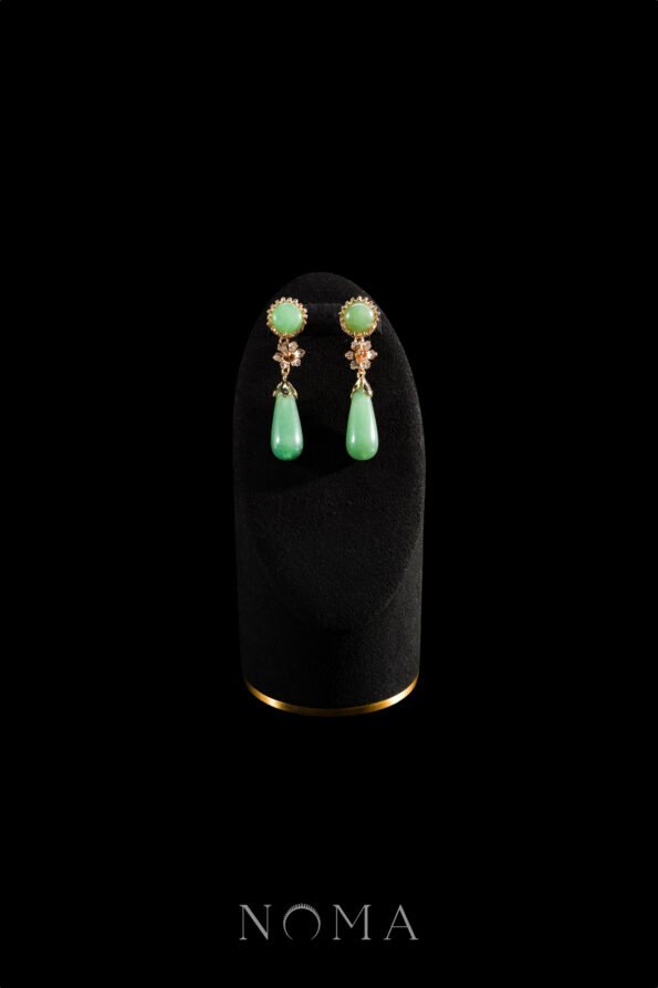 CHN-202300098-Simple-Round-Jade-Pear-Jade-Earrings-Gold-Light-Jade