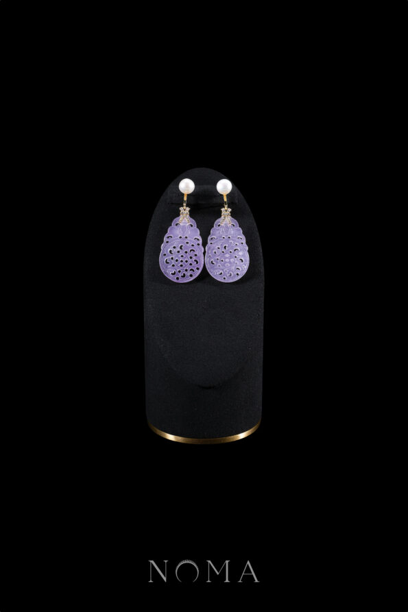 JJW-202300021-Carved-Rounded-Teardrop-Small-Jade-with-Pearl-Earrings-18k-Yellow-Gold-Purple-Jade