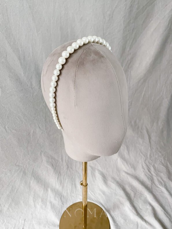 ACC-201900202-Classic-Pearl-12-mm-Descending-Headband-White-Silver-2